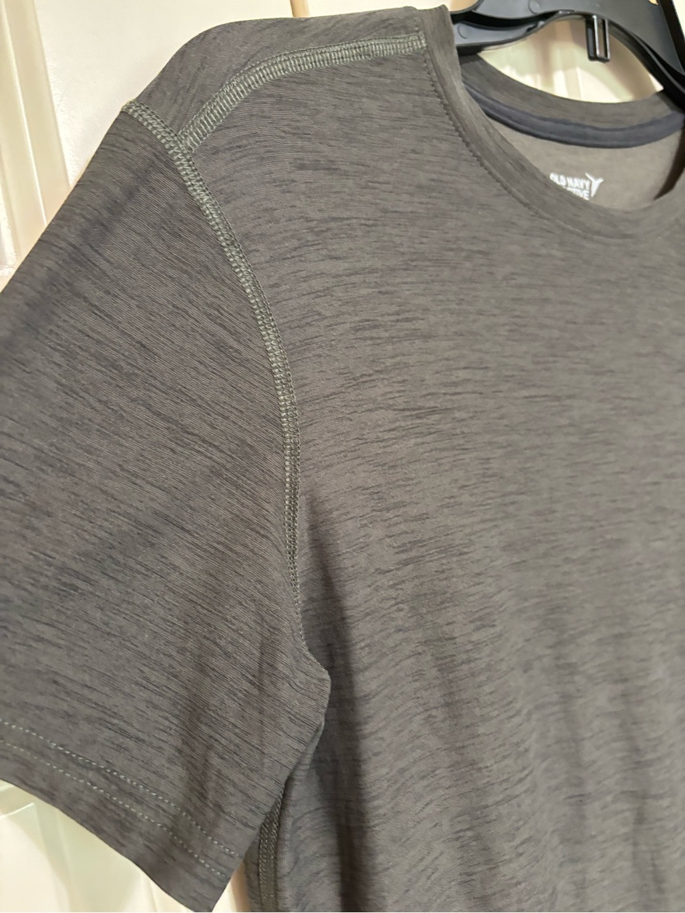 NWOT Old Navy Active Boys Dark Green Short Sleeve Tee - Picture 3 of 5